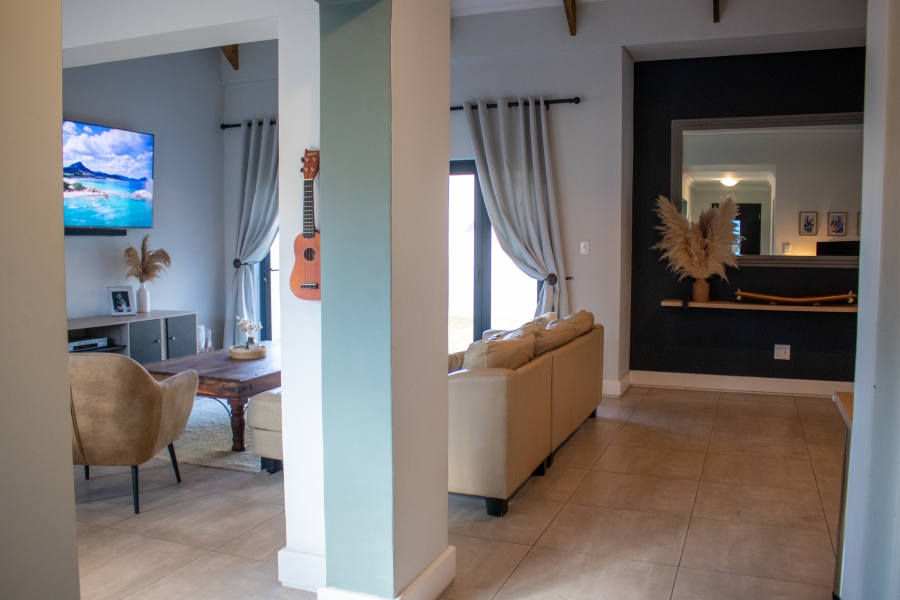 3 Bedroom Property for Sale in Aan de Wijnlanden Western Cape